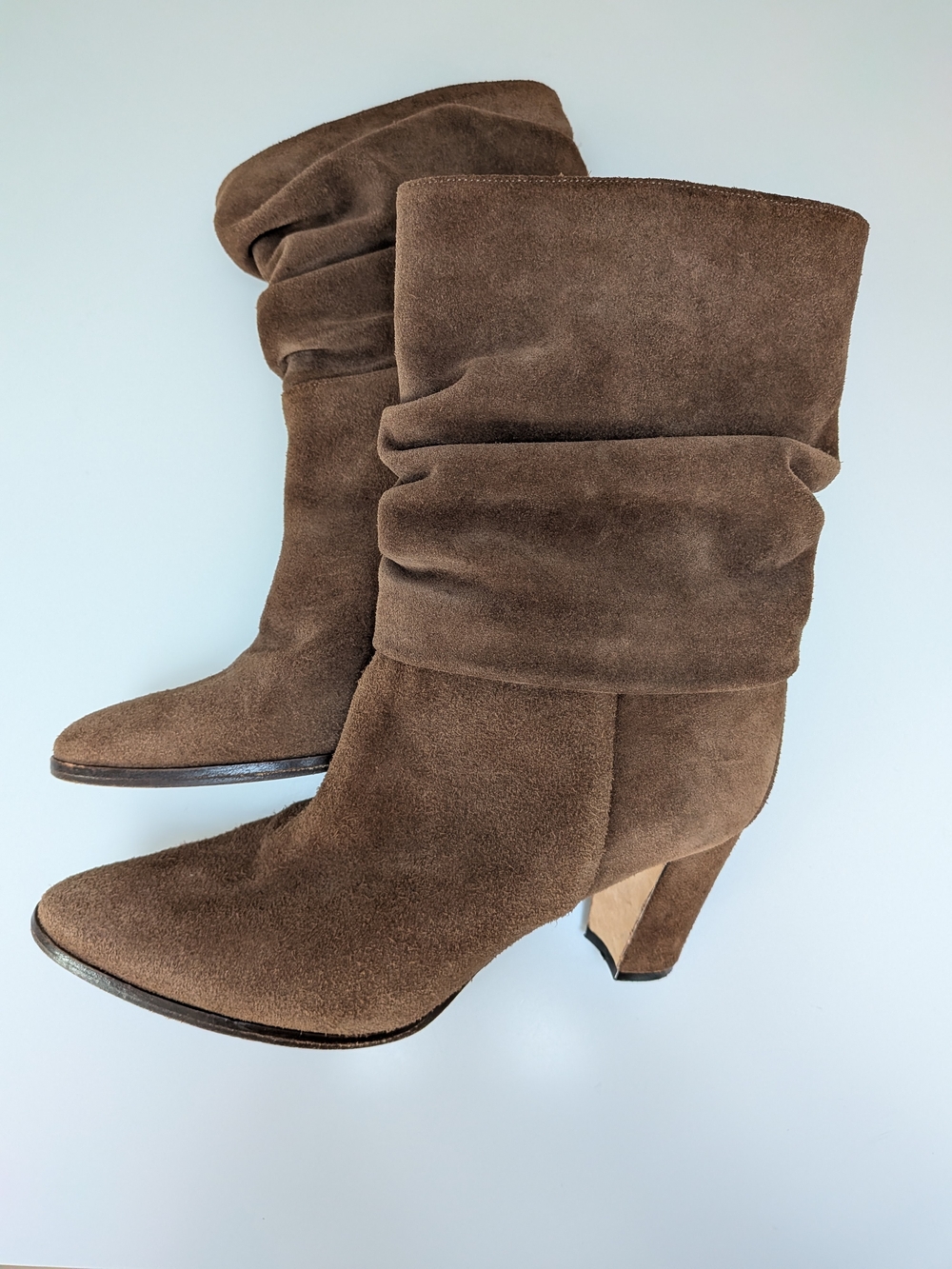 Manolo Blahnik Slouchy Suede Mid-Heel Boots in Brown